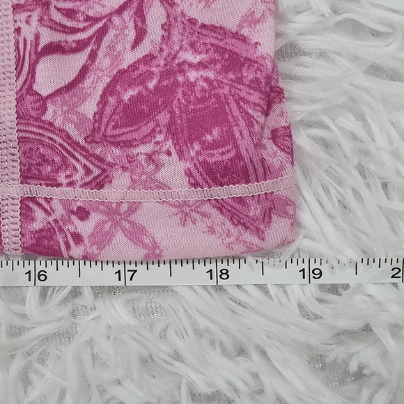 NordicTrack Yoga Fitness Tank Racer Back Built-in Coverage Size L 💪 👀 - Picture 8 of 14